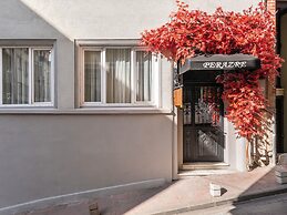 Perazre Hotel