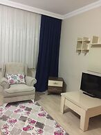 Lale Apart