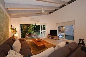 Pavilions in the Palms