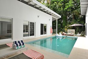 Pavilions in the Palms