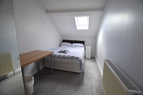 Argyle Apartments