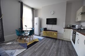 Argyle Apartments