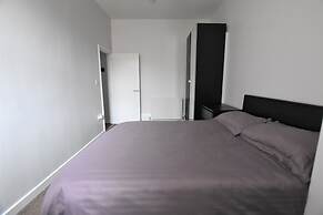 Argyle Apartments