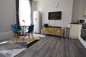 Argyle Apartments