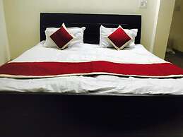 Hotel Dharohar Palace