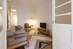 Tripas-Coração, Breiner Apartments