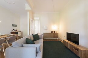Tripas-Coração, Breiner Apartments