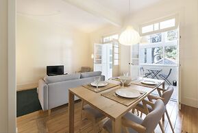 Tripas-Coração, Breiner Apartments