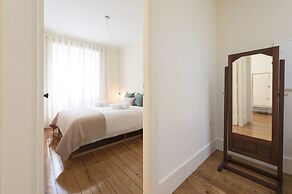 Tripas-Coração, Breiner Apartments