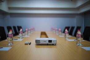 Hlaine Tet Hotel