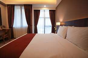 Hlaine Tet Hotel