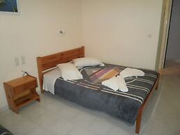 Polyxenis Rooms