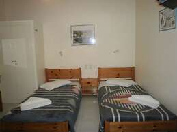 Polyxenis Rooms