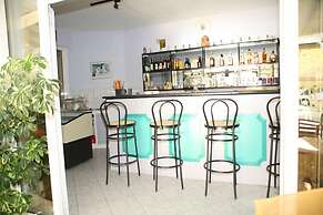 Polyxenis Rooms