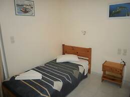Polyxenis Rooms