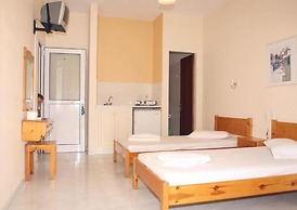 Polyxenis Rooms