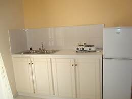 Polyxenis Rooms