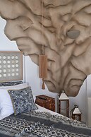 Mythic Paros