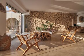 Mythic Paros