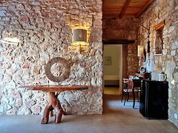 Mythic Paros