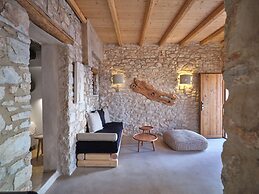 Mythic Paros
