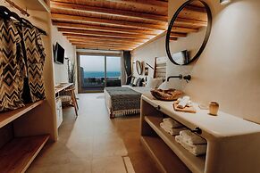 Mythic Paros
