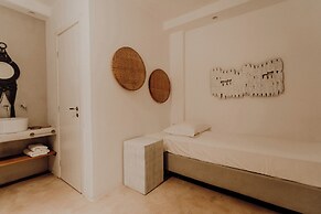 Mythic Paros