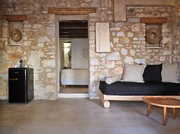 Mythic Paros