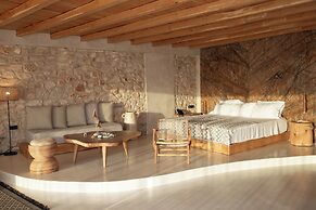 Mythic Paros