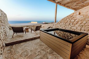 Mythic Paros