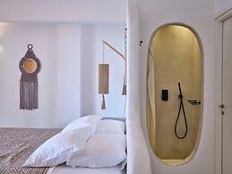 Mythic Paros