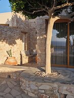 Mythic Paros
