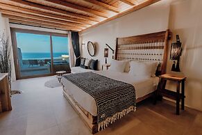 Mythic Paros