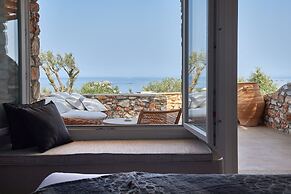 Mythic Paros