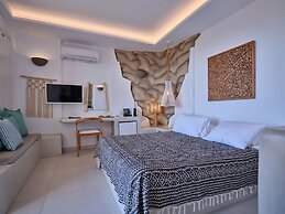 Mythic Paros