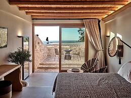 Mythic Paros