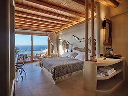 Mythic Paros