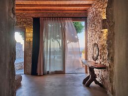 Mythic Paros