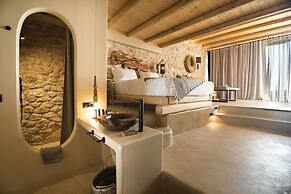 Mythic Paros