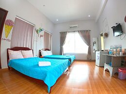 Goc Bien Homestay
