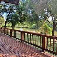 Ekuthuleni River Front Chalets