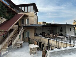 DİRİLİŞ BANARYA PANSİYON