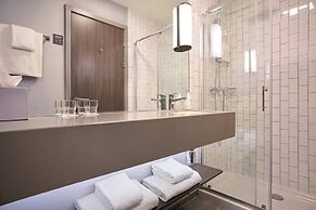 Moxy Dublin City