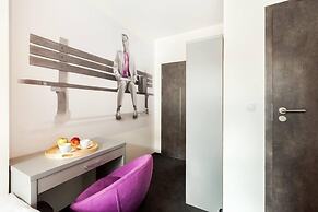 Cinema Hostel