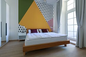 Avantgarde apartments