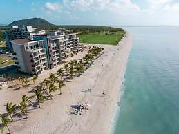 Surfside Beachfront Suites by Playa Caracol Resorts