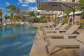 Surfside Beachfront Suites by Playa Caracol Resorts