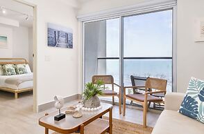 Surfside Beachfront Suites by Playa Caracol Resorts