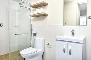 Surfside Beachfront Suites by Playa Caracol Resorts