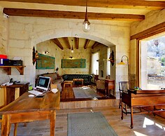 Aza Cave Hotel Special Class